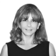Elizabeth Serra